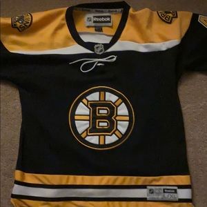 Bruins Tukka task jersey